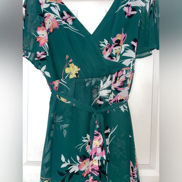 Torrid Teal Floral V Nevk Tie Waist Midi Dress 00 - Picture 2 of 3